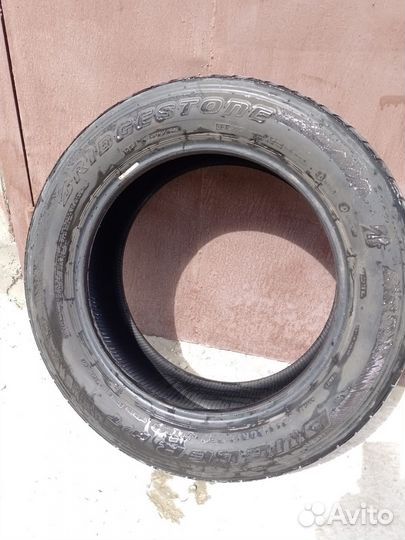 Bridgestone WT17 215/60 R17