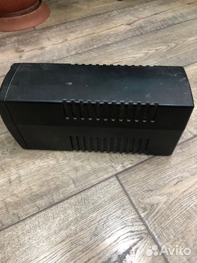 Ибп CyberPower Value 700E