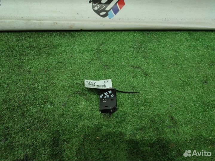 Антенна Bmw 116I F20 N13B16A 2012