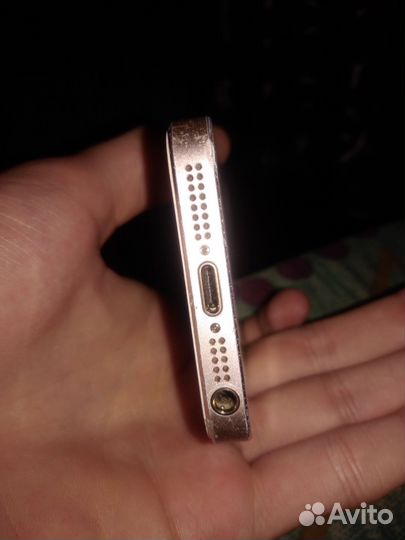 Телефон iPhone 5s