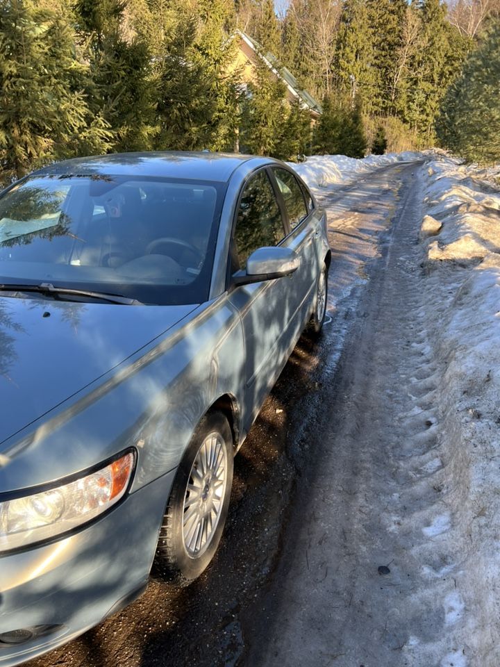 Volvo S40: фото владельца
