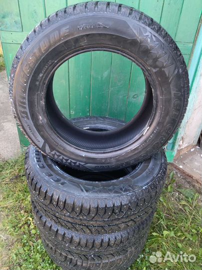 Bridgestone Ice Cruiser 7000 225/65 R17 106T