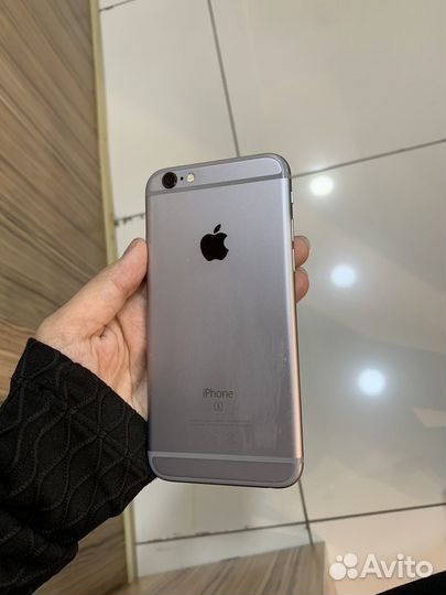 Телефон iPhone 6s