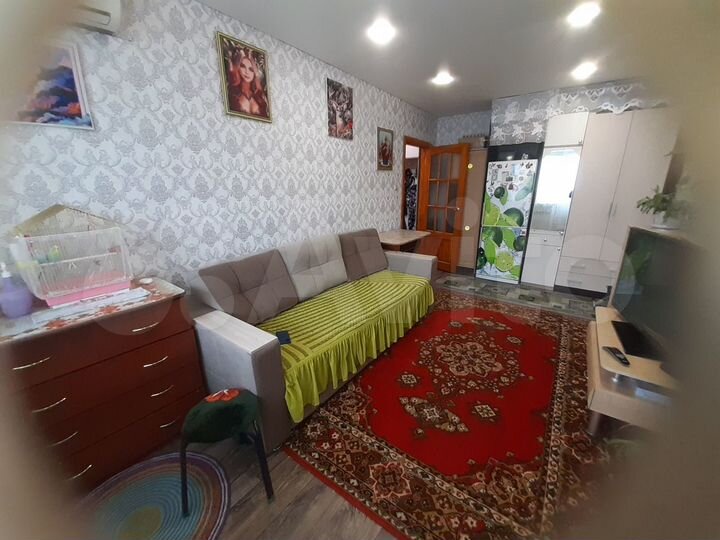 2-к. квартира, 40 м², 4/4 эт.