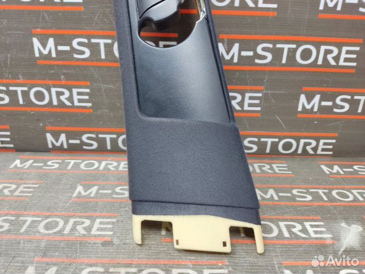 Обшивка стойки левая Bmw X5 E53 M54B30 2005