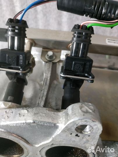 Топливная рампа Лада Гранта FL