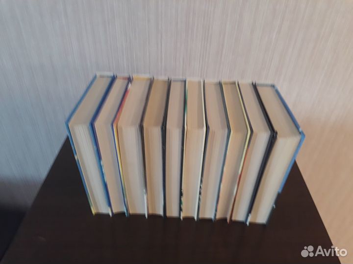 Книги 10 шт Фантастика - Не Открывались