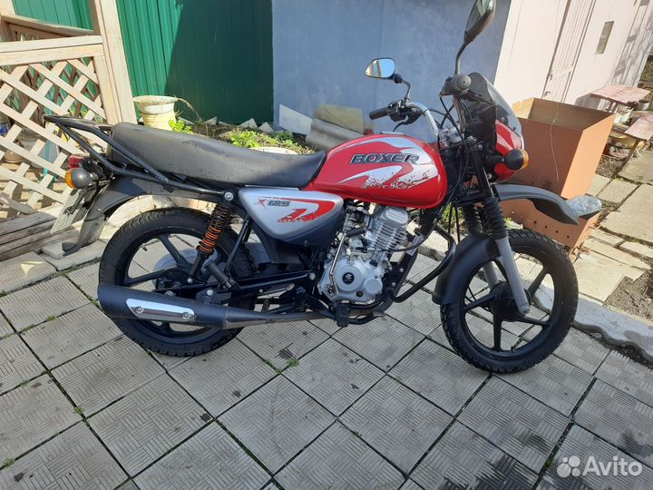 Мотоцикл bajaj