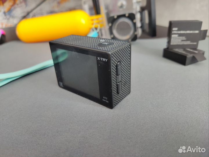 Экшен камера x-try