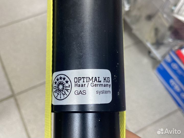 Задний амортизатор nissan terrano maverick