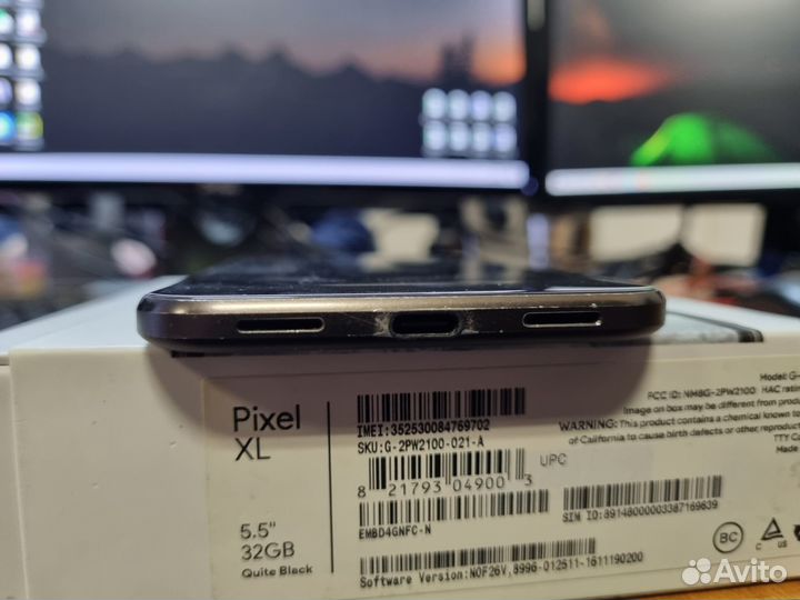 Google Pixel XL, 4/32 ГБ