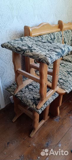 Кухонный уголок массив