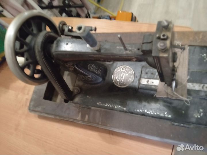 Швейная машинка бу