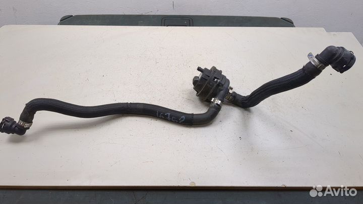 Насос водяной Alfa Romeo Stelvio 2016, 2020