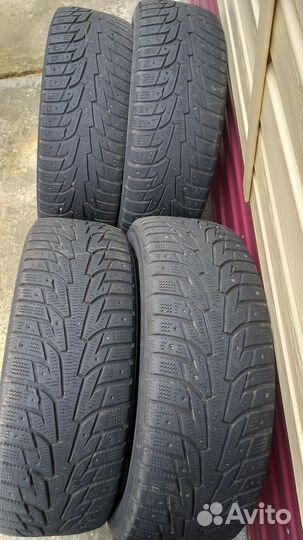 Hankook Winter I'Pike LV RW15 215/55 R17 98T