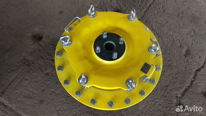 Крышка люка горловины цистерны 500/400 мм