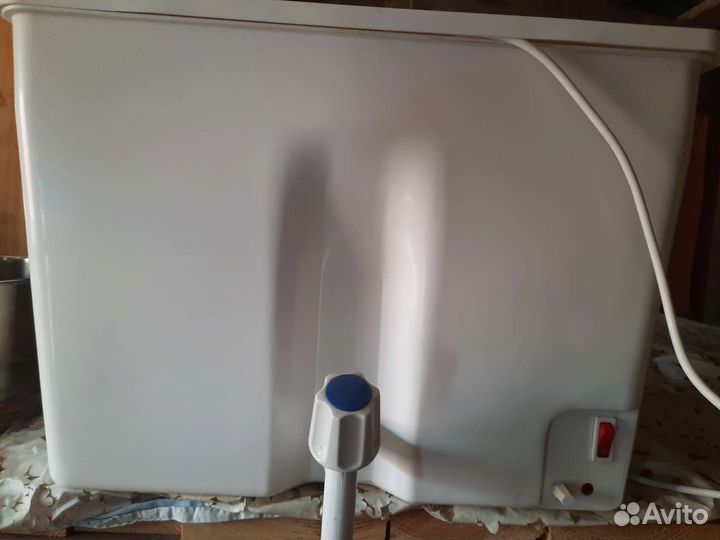 Электроумывальник