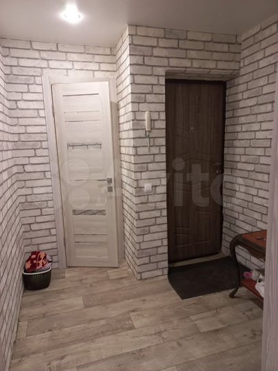 3-к. квартира, 68 м², 2/5 эт.
