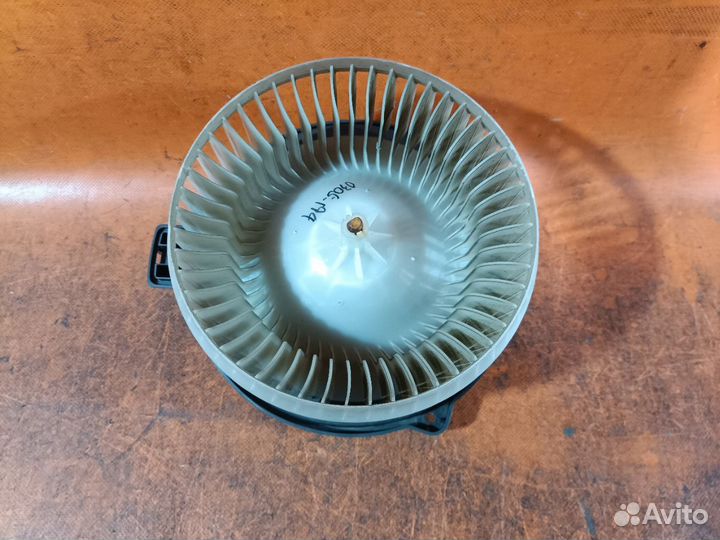 Моторчик печки Toyota Mark ii JZX110