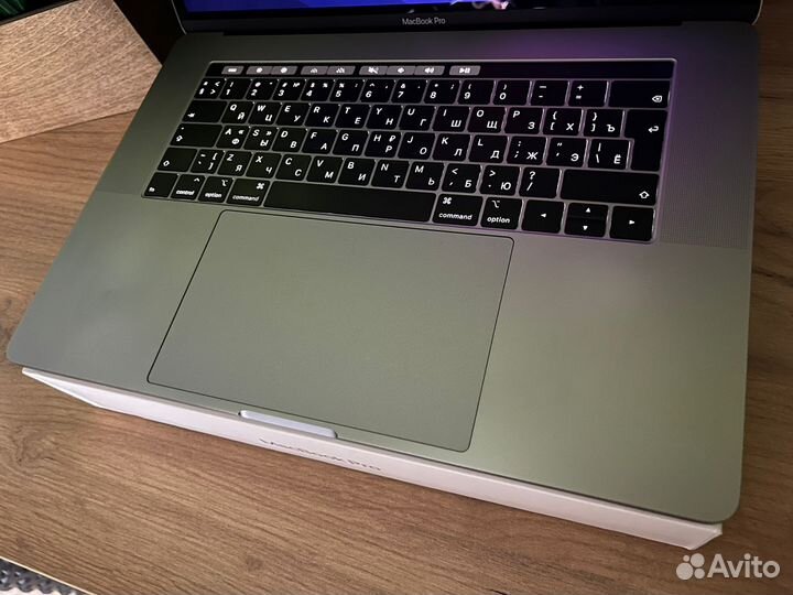 Macbook pro 15 2019 i9 Мощный