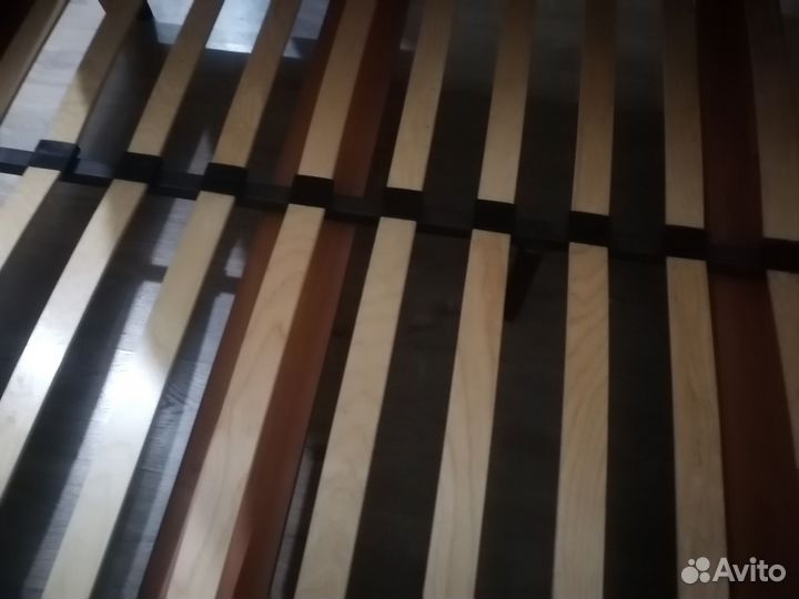 Кровать двухспальная 140 200 бу