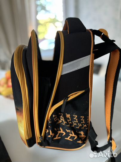 Рюкзак школьный для мальчика 1 класс