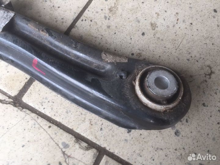Рычаг подвески задний левый Mercedes Gls W166 3.5