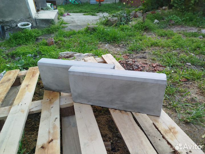 Бордюр тротуарный и садовый