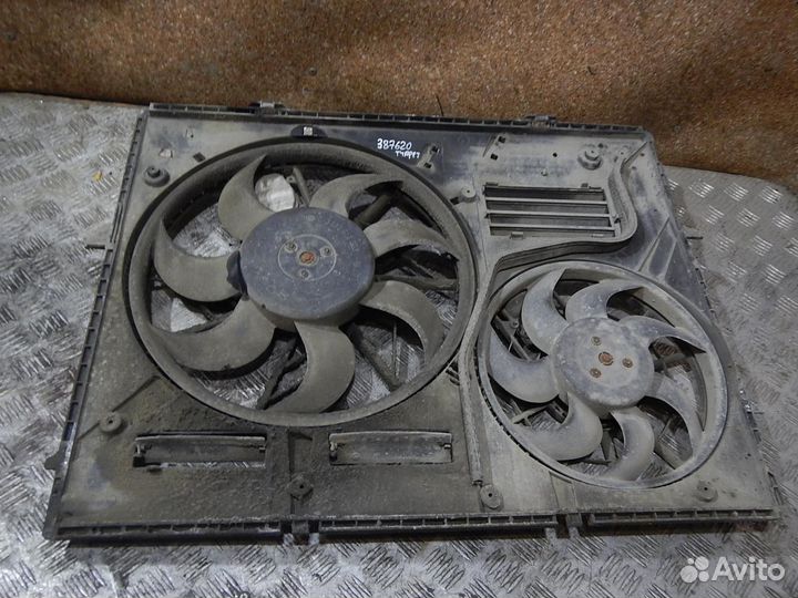 Вентилятор радиатора в сборе с диффузором Volkswagen Touareg