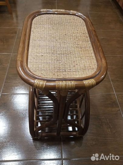 Газетница,столик,журнальный,подставка. ротанг
