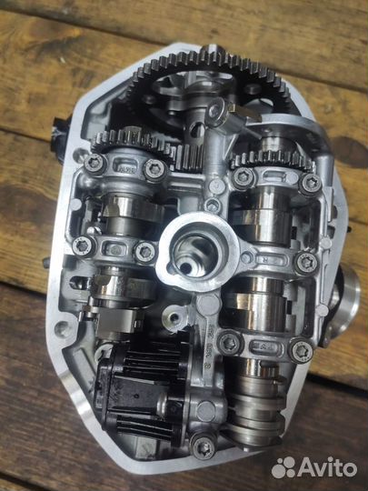 Головка блока цилиндров BMW R1250GS
