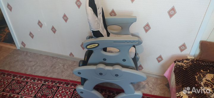 Детский стол и стул