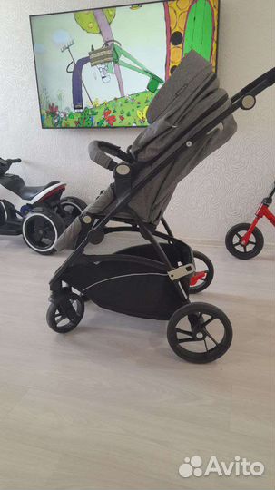 Коляска прогулочная Babyton Urban