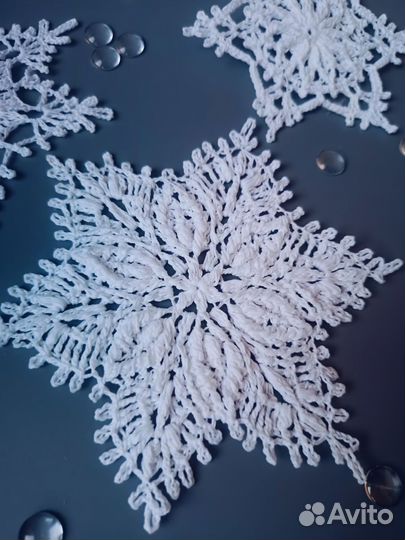 Снежинки ручная работа