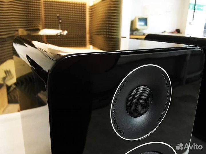 Полочная акустика Acoustic Energy AE1 Active Piano