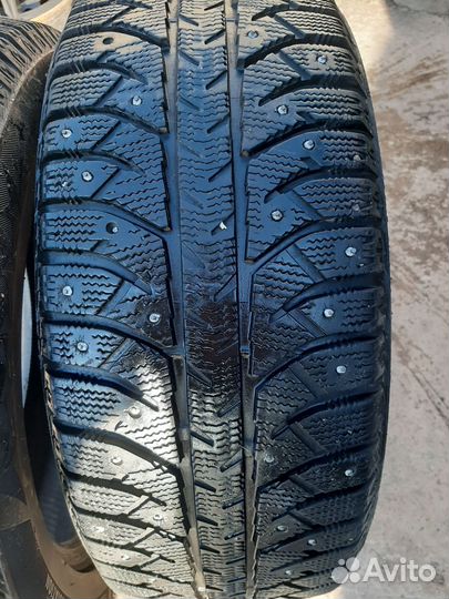 Bridgestone Ice Cruiser 7000 205/55 R16 91T