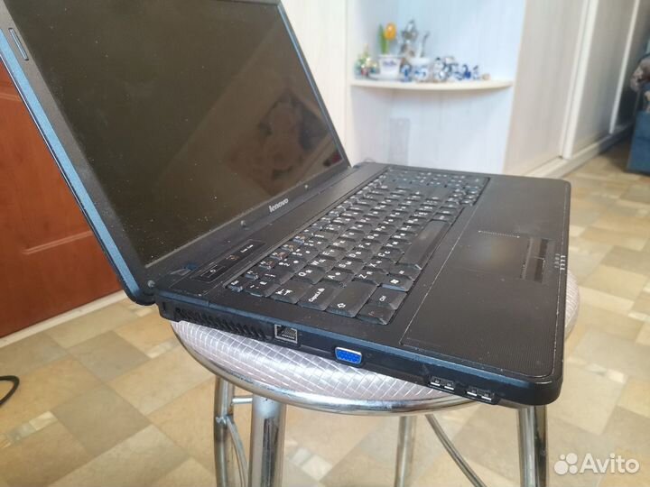 Ноутбук Lenovo B550 Intel Core 2 Duo T7700 15,6