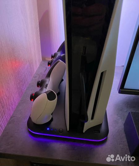 Док станция PS5 / Зарядка / Охлаждение