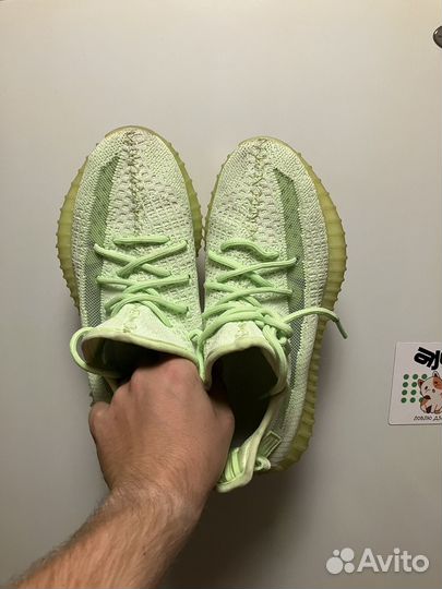 Кроссовки adidas yeezy boost