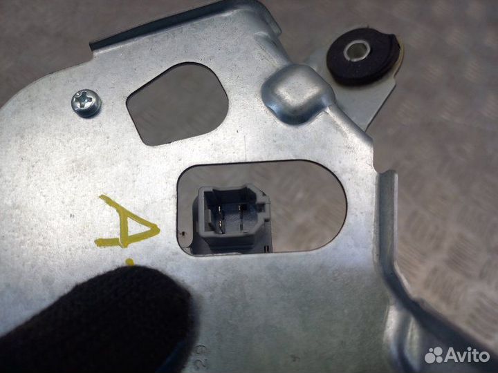 Моторчик стеклоочистителя задний Nissan X-Trail