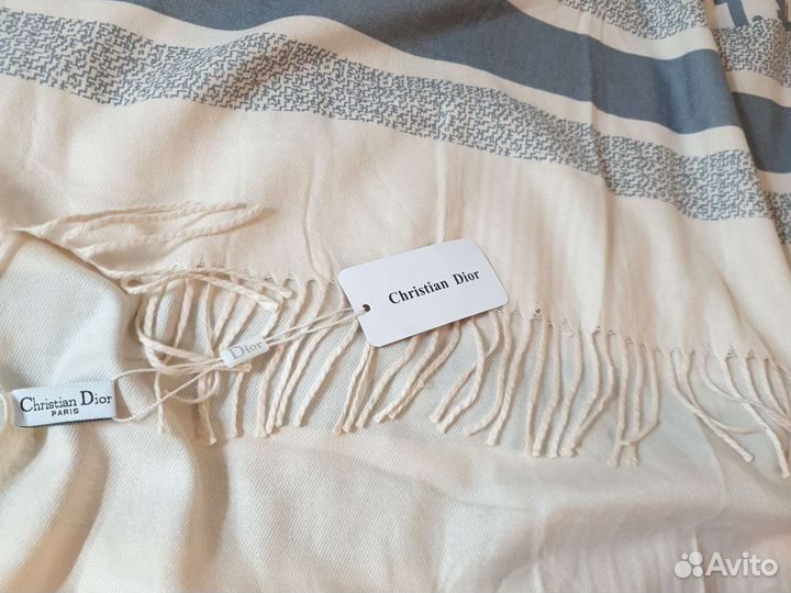 Шарфы и палантины