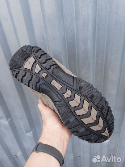 Кроссовки Bona зимние