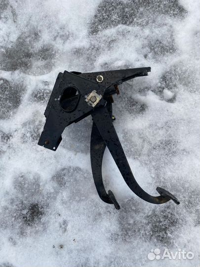 Педальный узел калина 1