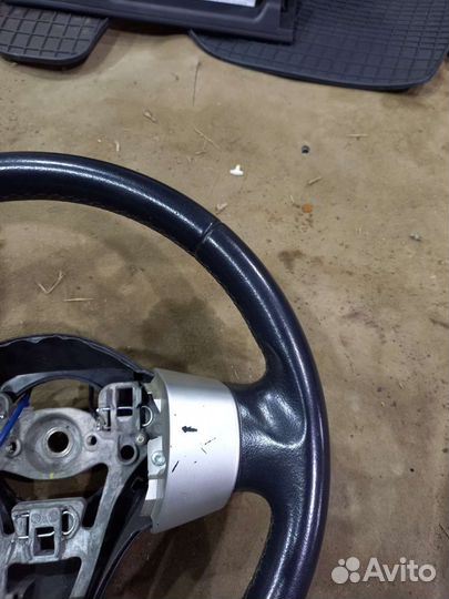 Руль кожанный toyota yaris 2
