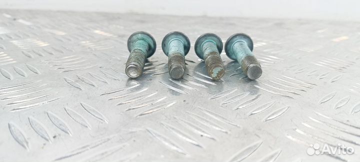 Болт крепления задней ступицы Мazda мазда 6 GJ