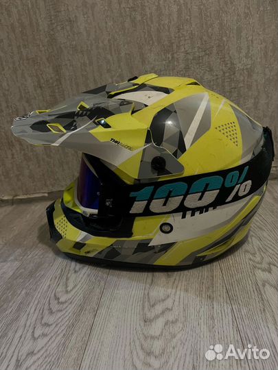 Кроссовый шлем