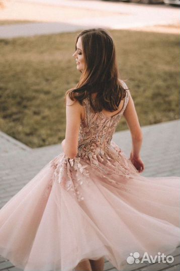 Вечернее платье