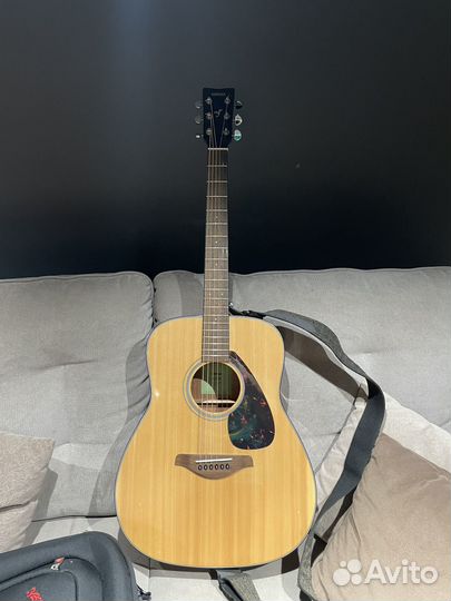 Акустическая гитара Yamaha FG 800