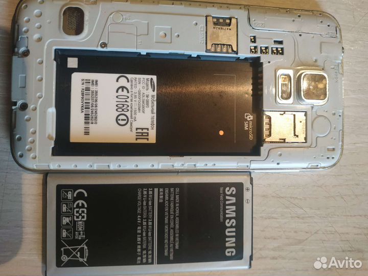 Телефон Samsung