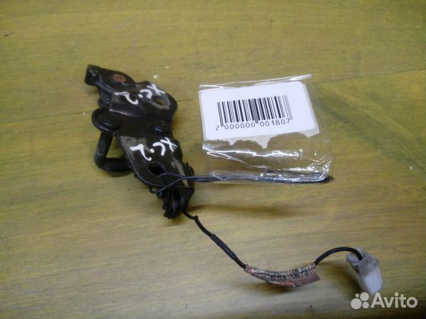 Замок багажника hyunday Sonata 4 Фиксатор замка